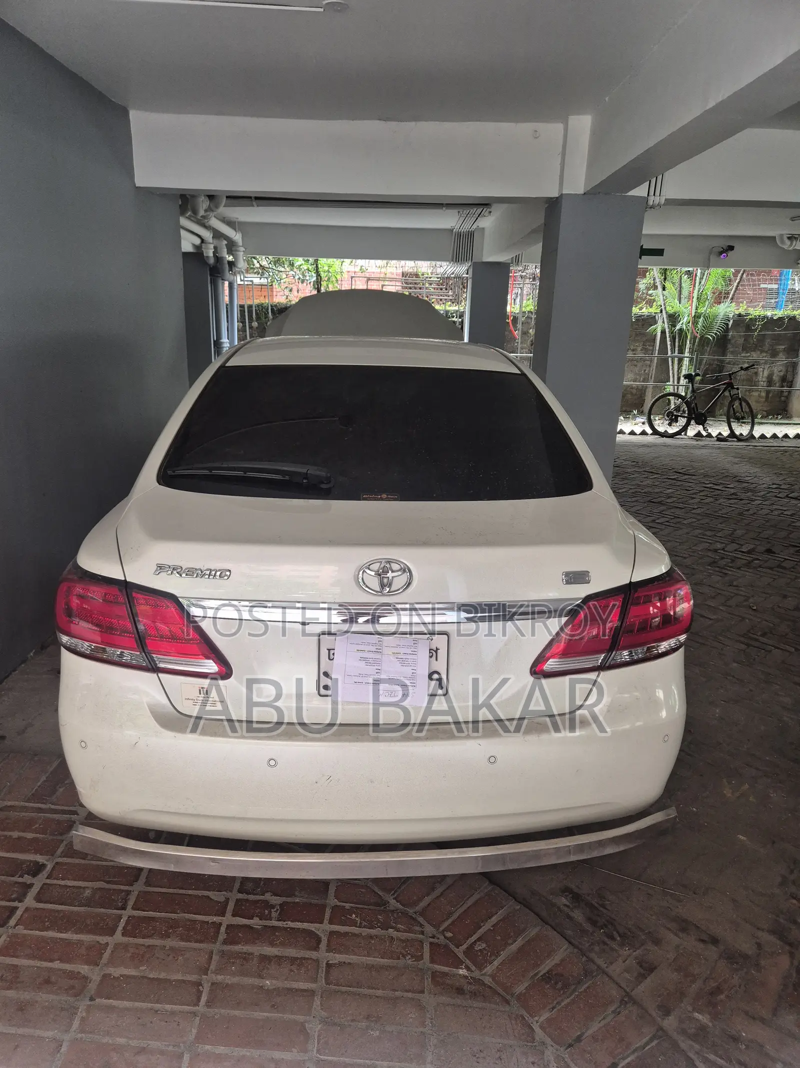 টয়োটা প্রমিও ২০২০ পার্ল