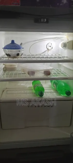 WALTON Refrigerator