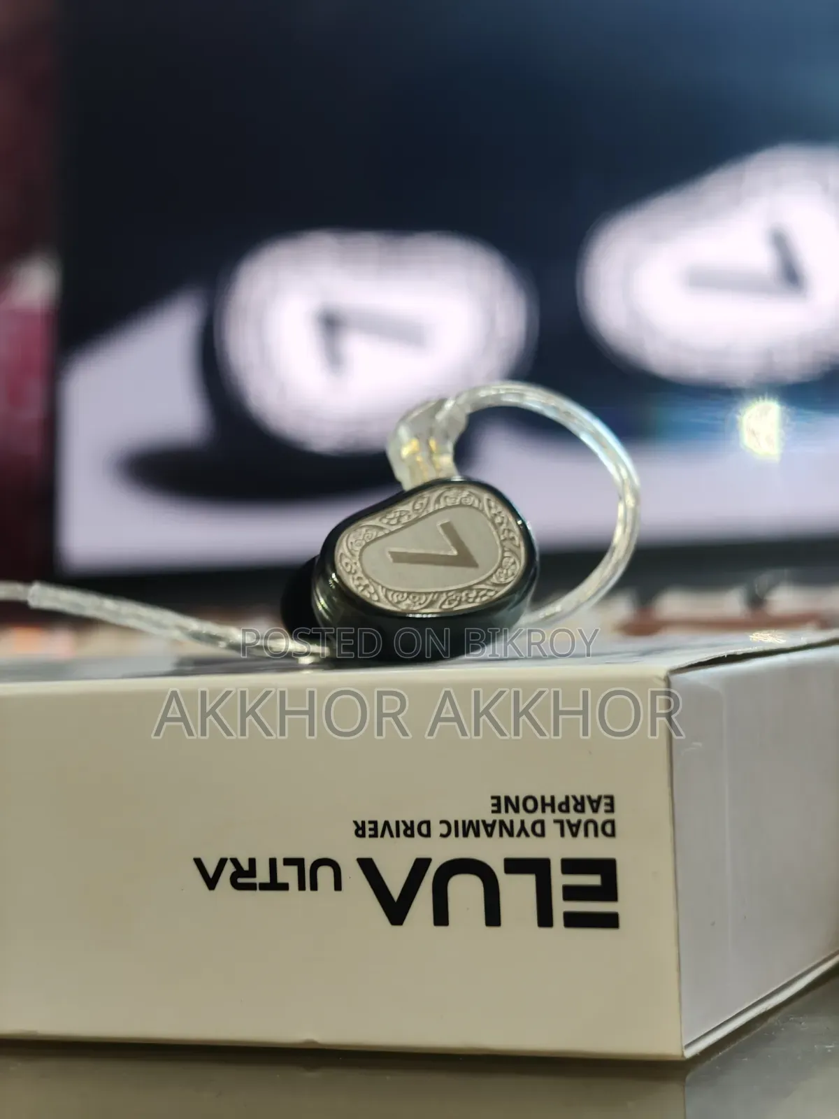 7Hz Elua Ultra in Ear Monitor
