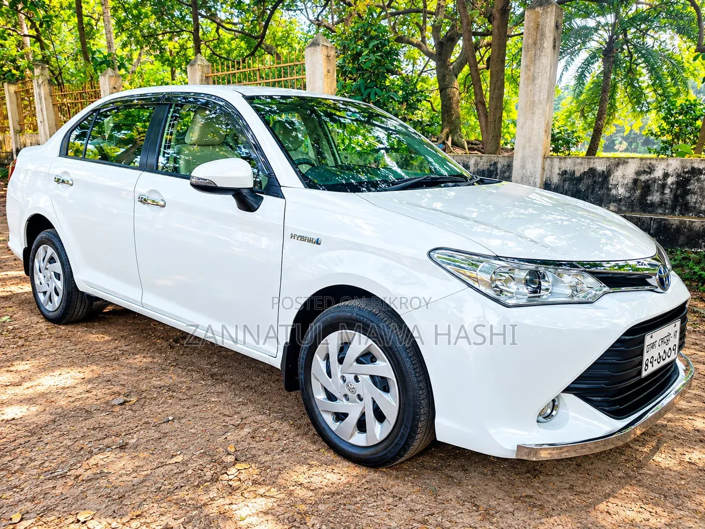 Toyota Axio 1.5 Hybrid 2WD 2016 White