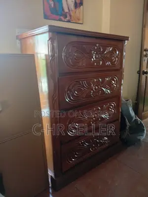 কাঠের আলমারি - ৪ ড্রয়ার