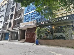 350 Square Feet Shop for Rent in Banasree