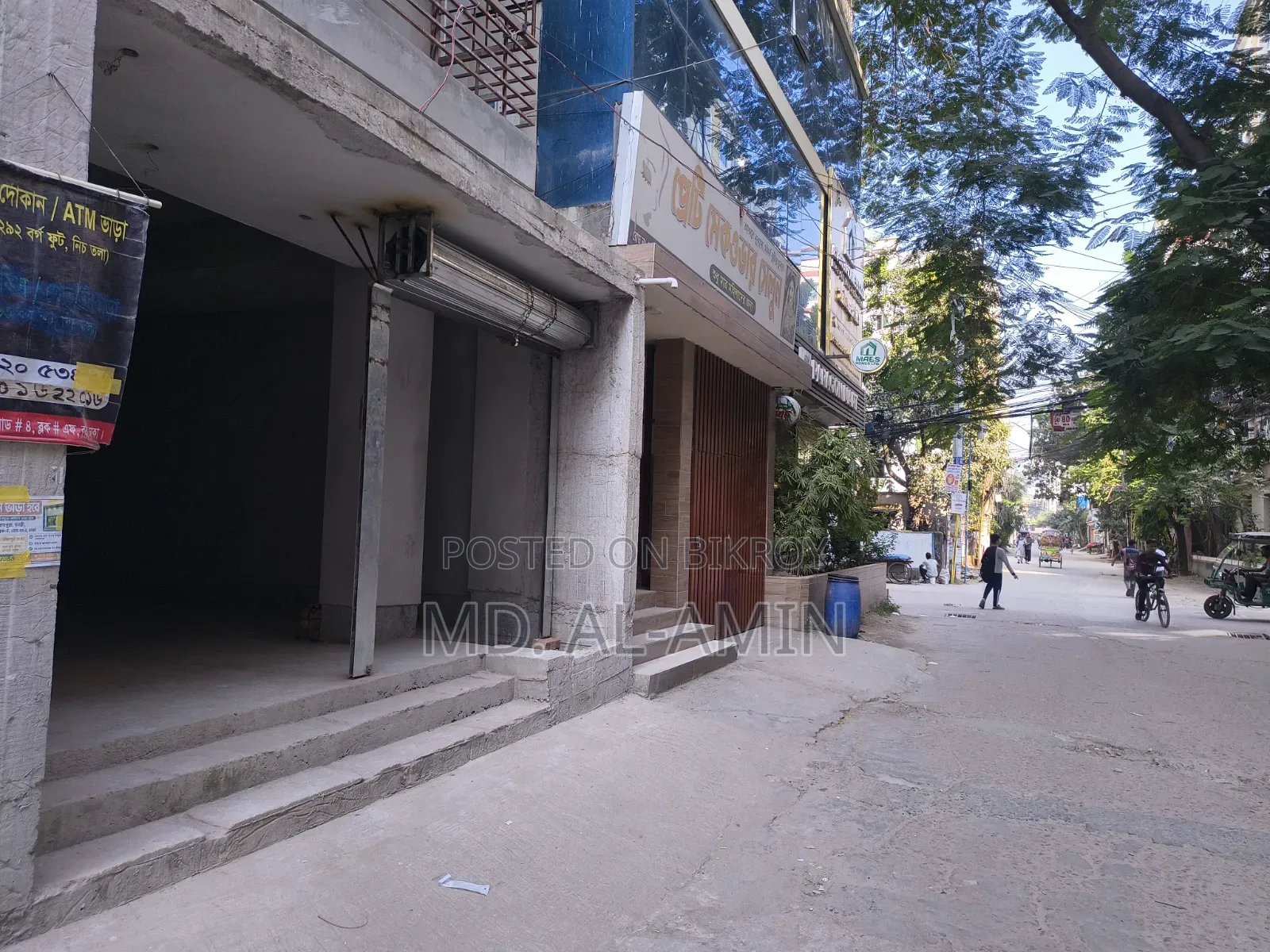 350 Square Feet Shop for Rent in Banasree