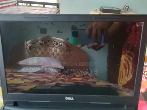 ল্যাপটপ ডেল ইন্সপায়রন ১৫ ৩০০০ ৪জিবি ইন্টেল কোর আই৩ এসএসডি ১২৮জিবি