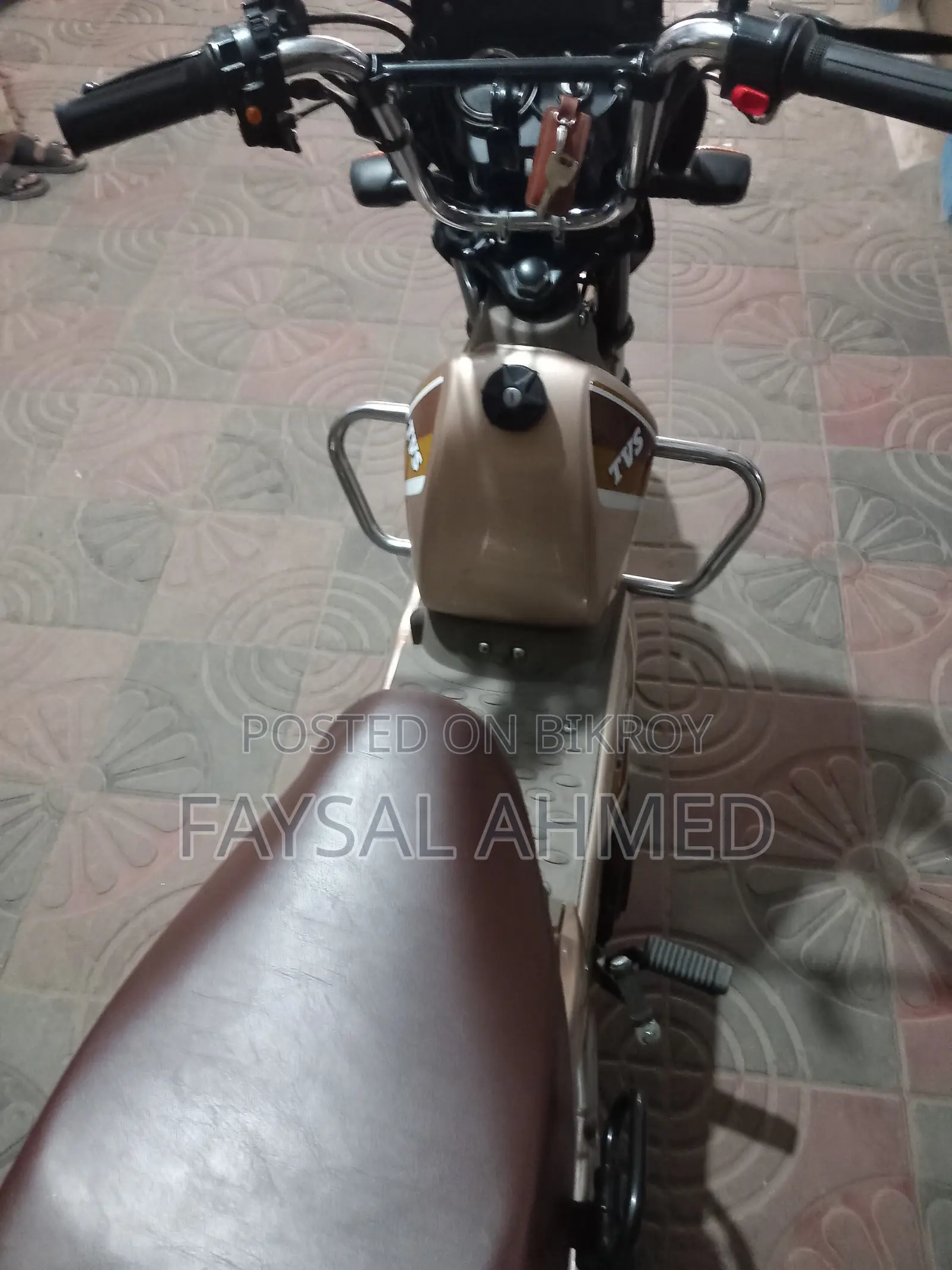 TVS XL 100 Comfort 2025 Beige