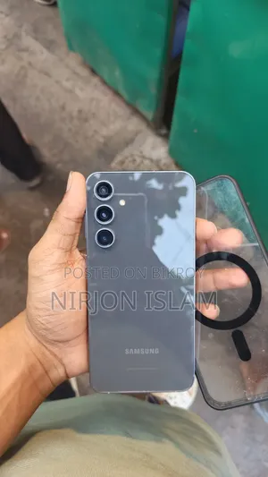 স্যামসাং গ্যালাক্সি এস২৩ এফই ২৫৬ জিবি কালো