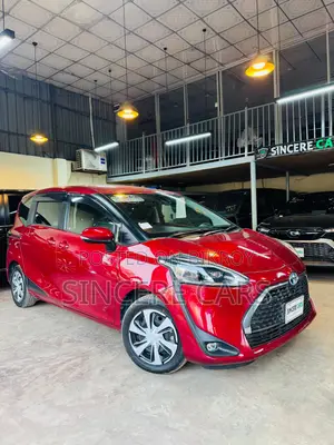 Toyota Sienta 2021 Red