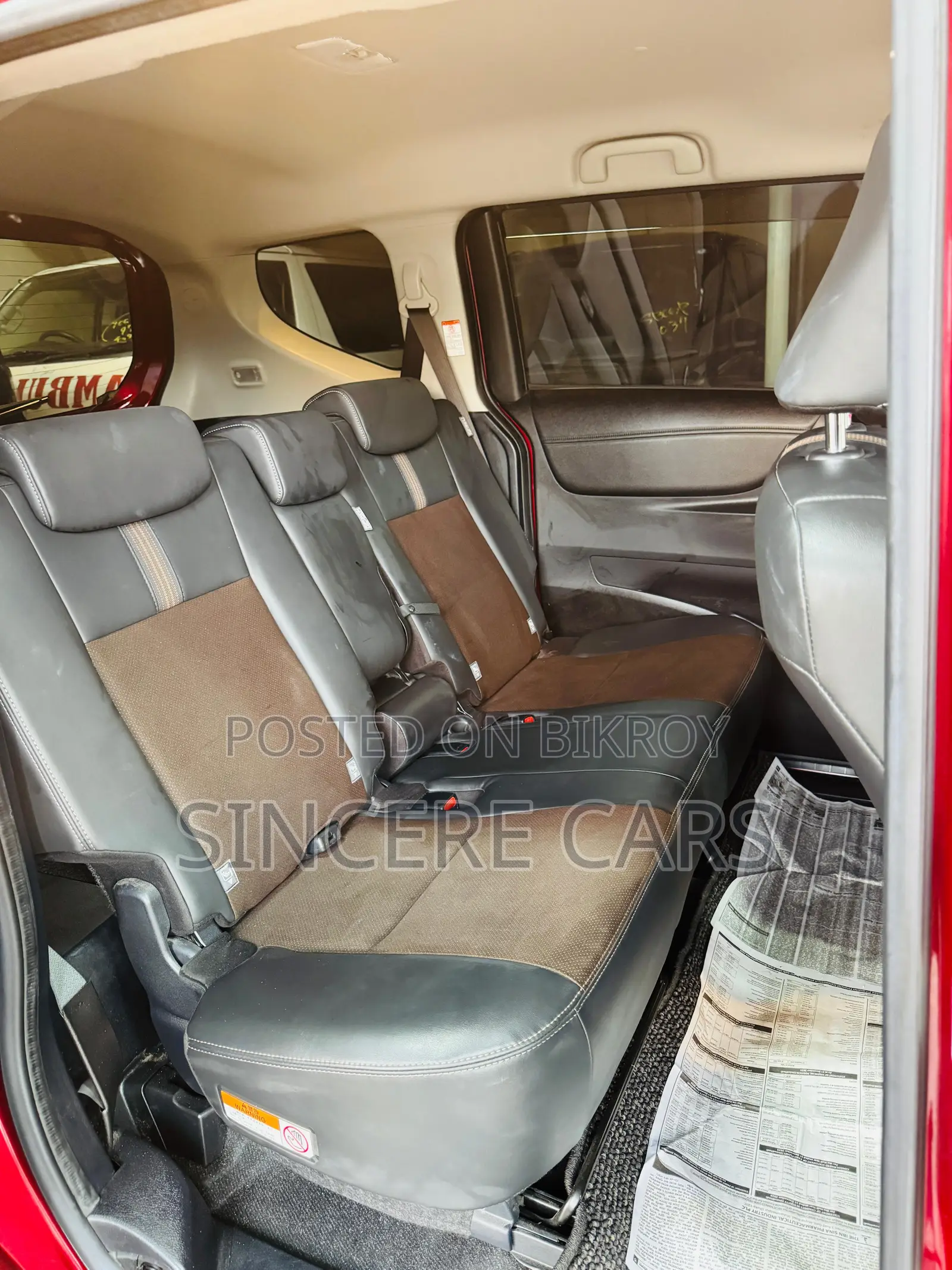 Toyota Sienta 2021 Red