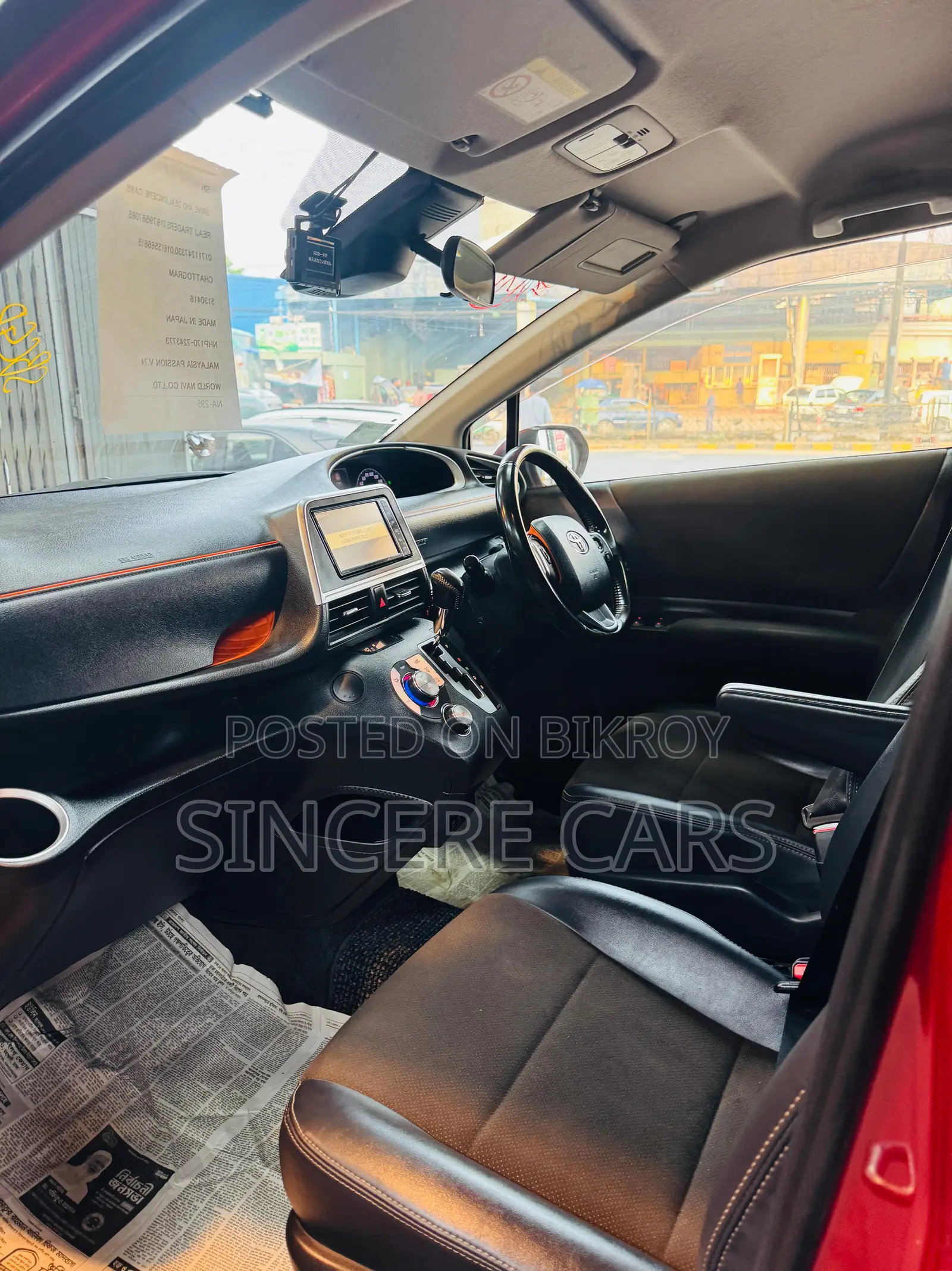 Toyota Sienta 2021 Red