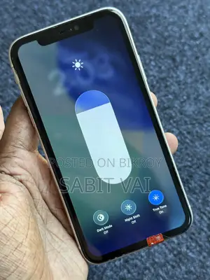 অ্যাপল আইফোন ১১ ২৫৬ জিবি হোয়াইট