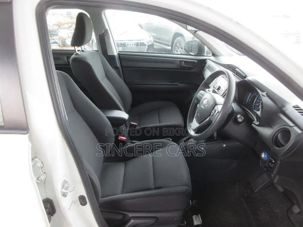 Toyota Axio 2021 White