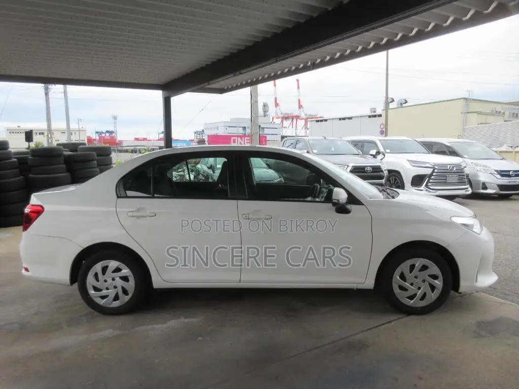 Toyota Axio 2021 White