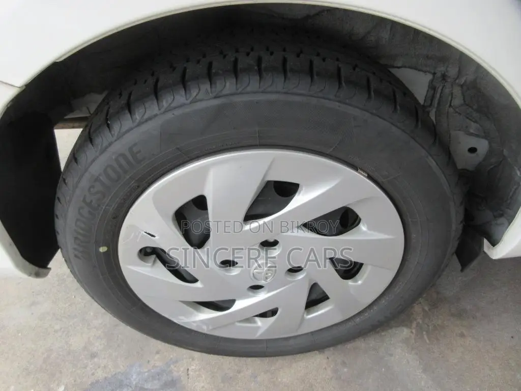 Toyota Axio 2021 White