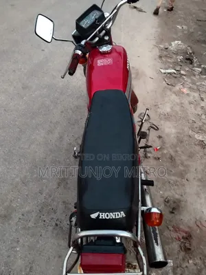 Honda 1990 Red