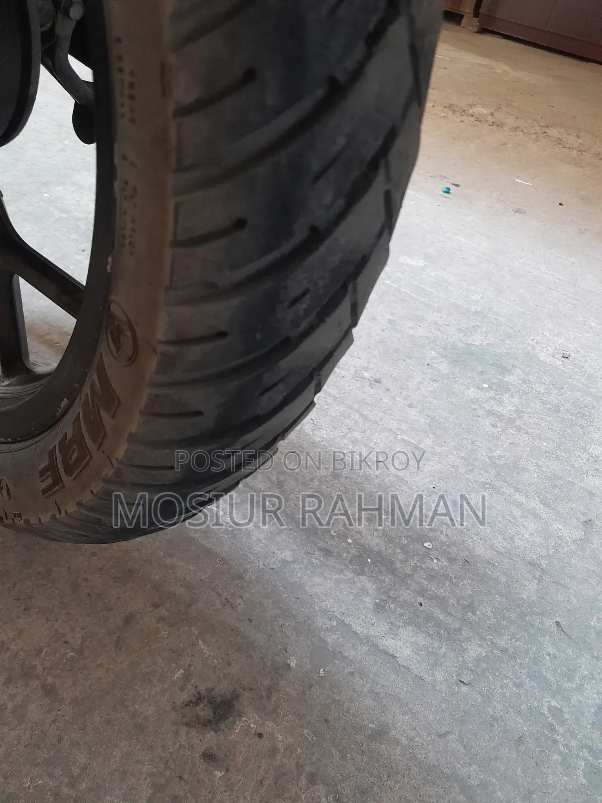 বাজাজ ডিসকভার ১২৫ ২০২১ ব্ল্যাক