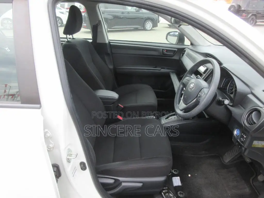 Toyota Axio 2021 White