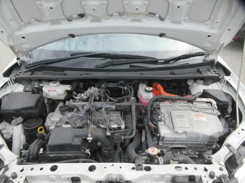 Toyota Axio 2021 White