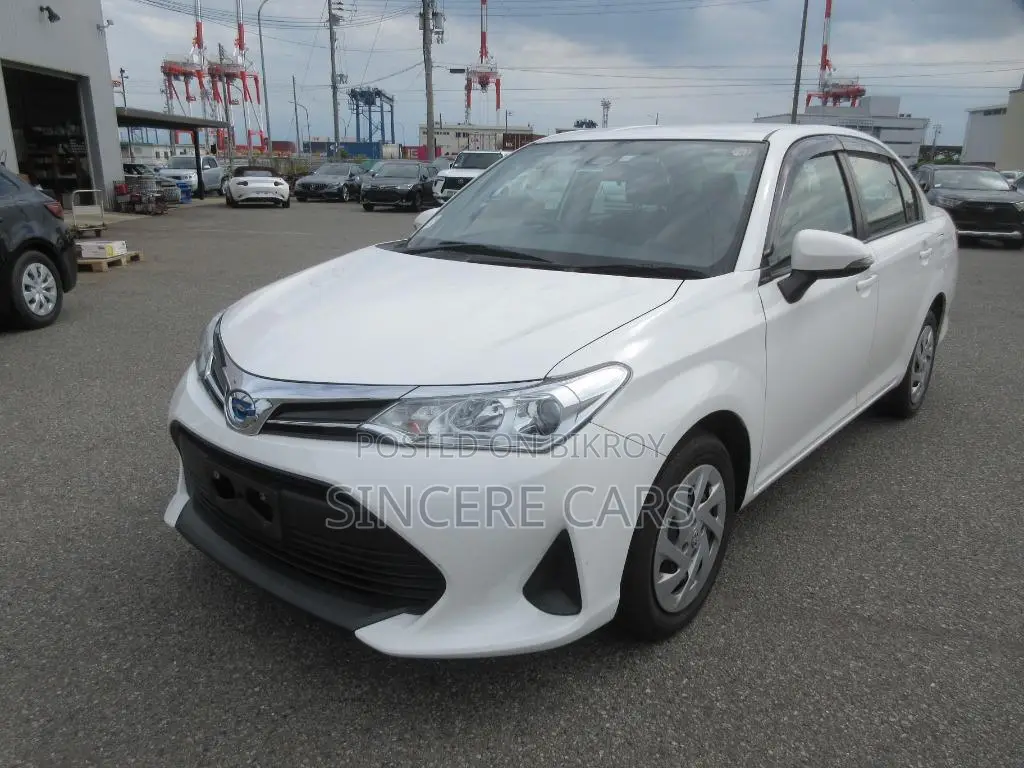 Toyota Axio 2021 White