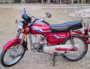 Honda 2003 Red
