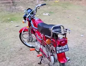 Honda 2003 Red
