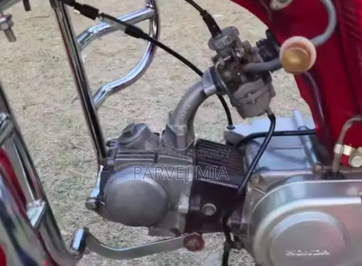 Honda 2003 Red