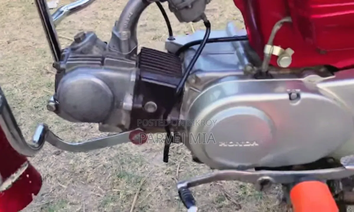 Honda 2003 Red