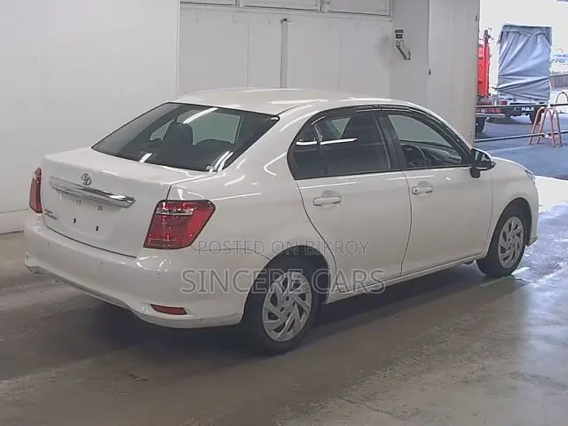 Toyota Axio 2021 White
