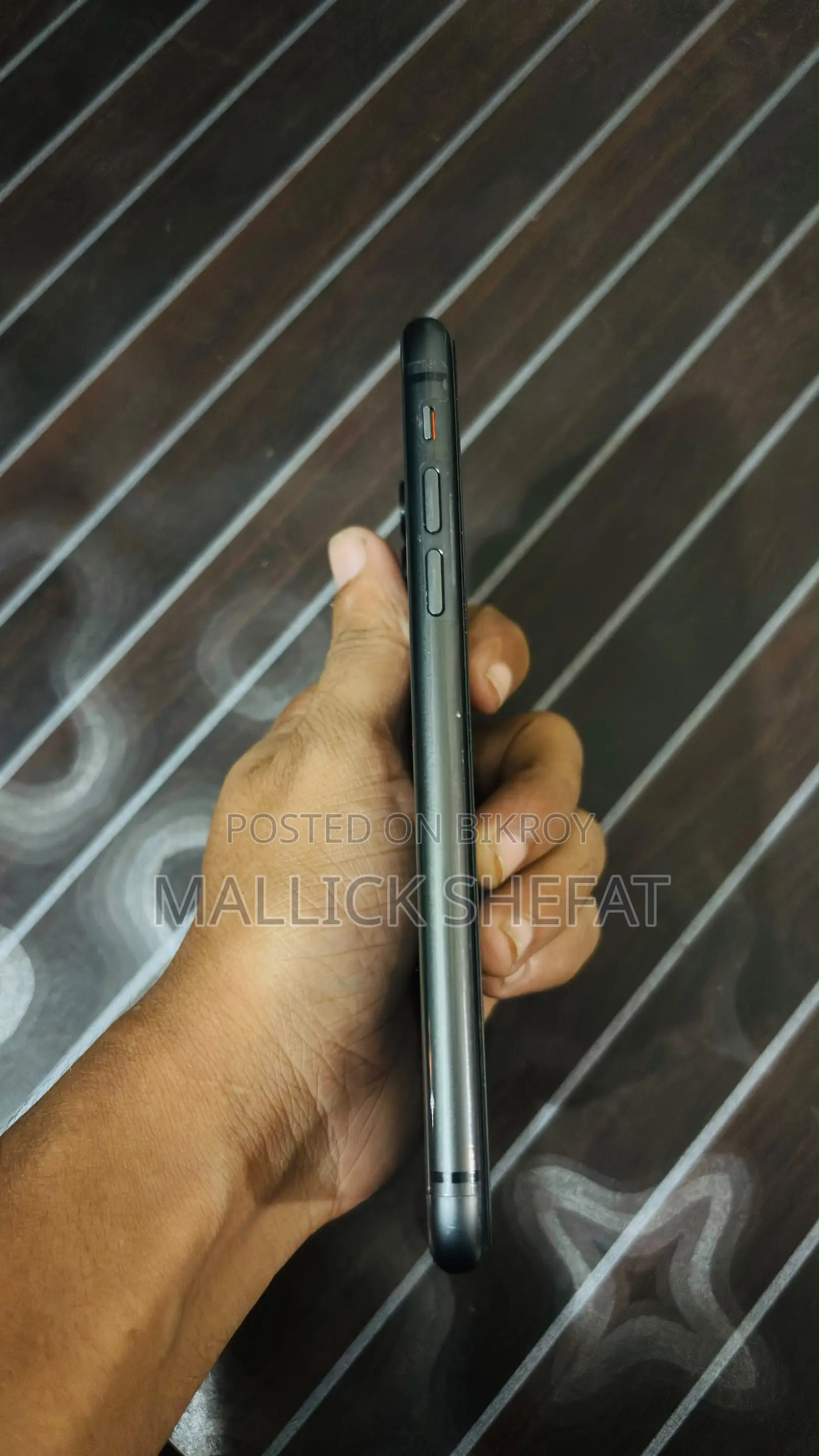 অ্যাপল আইফোন ১১ ১২৮ জিবি ব্ল্যাক