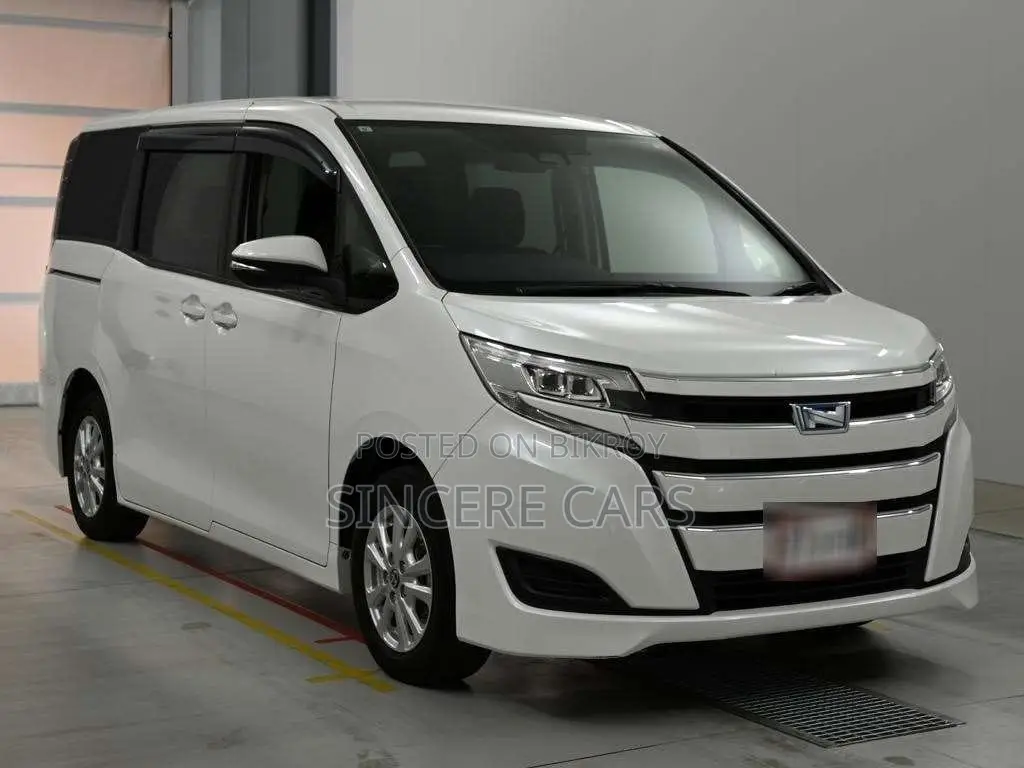 Toyota Noah 2021 Pearl