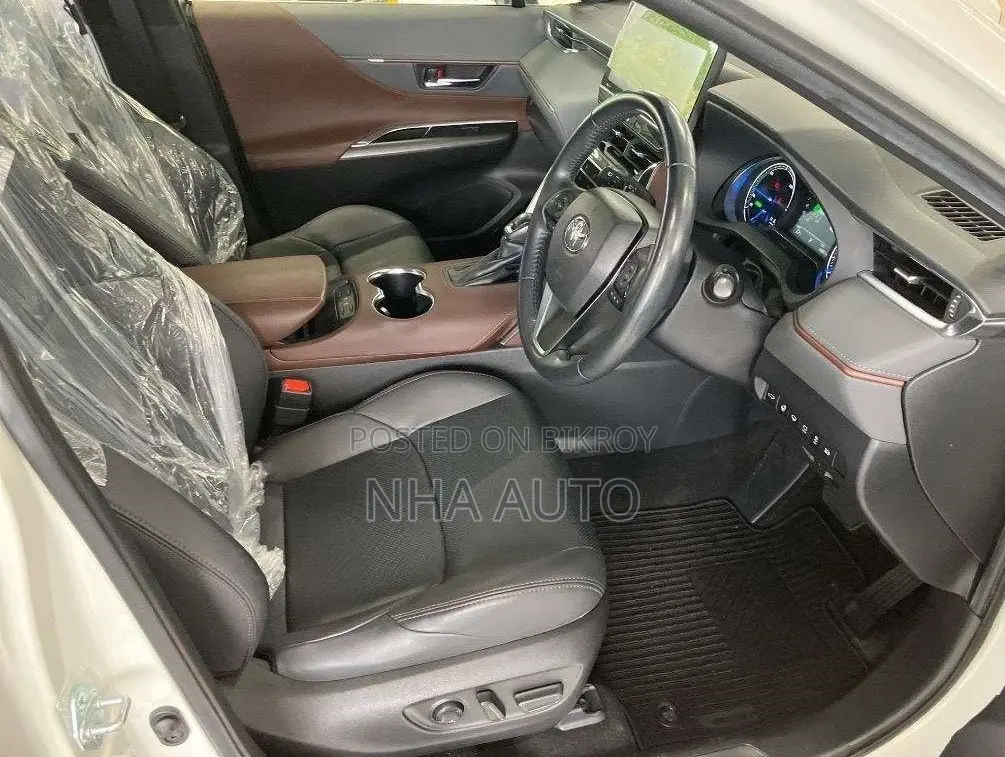 Toyota Harrier 2021 Pearl