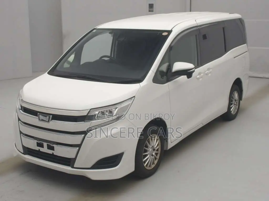 Toyota Noah 2021 Pearl