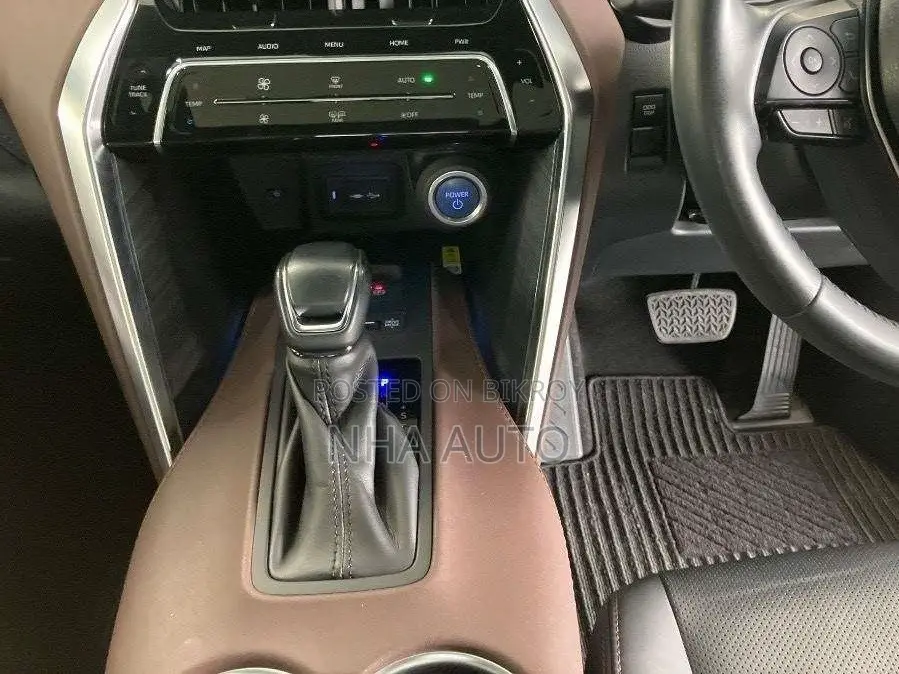 Toyota Harrier 2021 Pearl