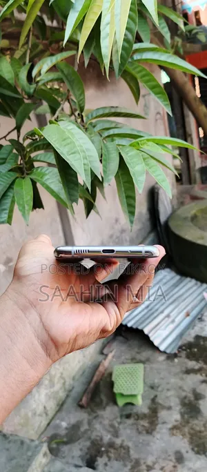 New Samsung Galaxy S20+ 128 GB White