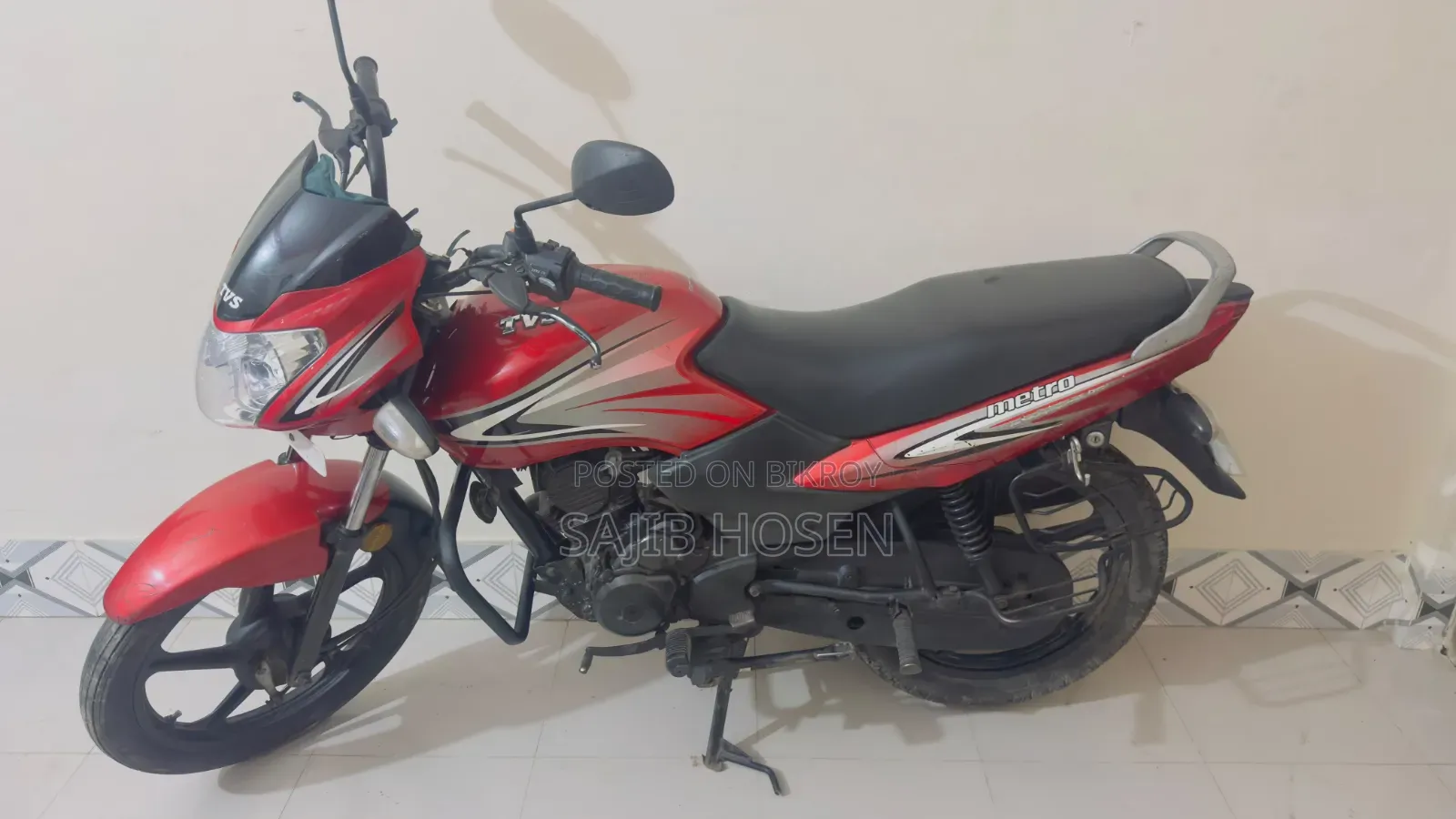 টিভিএস মেট্রো ২০২৫ রেড