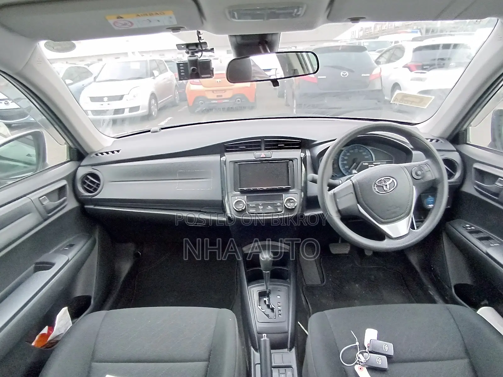 Toyota Axio 2022 Silver