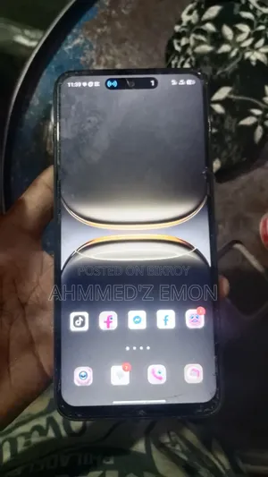 Tecno Spark 40 128 GB Silver