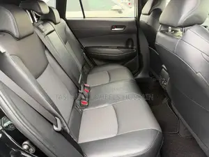 Toyota Corolla Cross 1.8 Hybrid All Wheel Drive 2022 Black