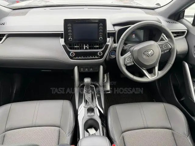 Toyota Corolla Cross 1.8 Hybrid All Wheel Drive 2022 Black