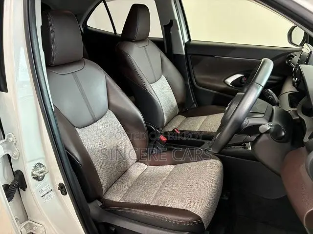 Toyota Yaris Cross 2021 Pearl