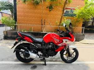 Yamaha Fazer V1 2016 Red