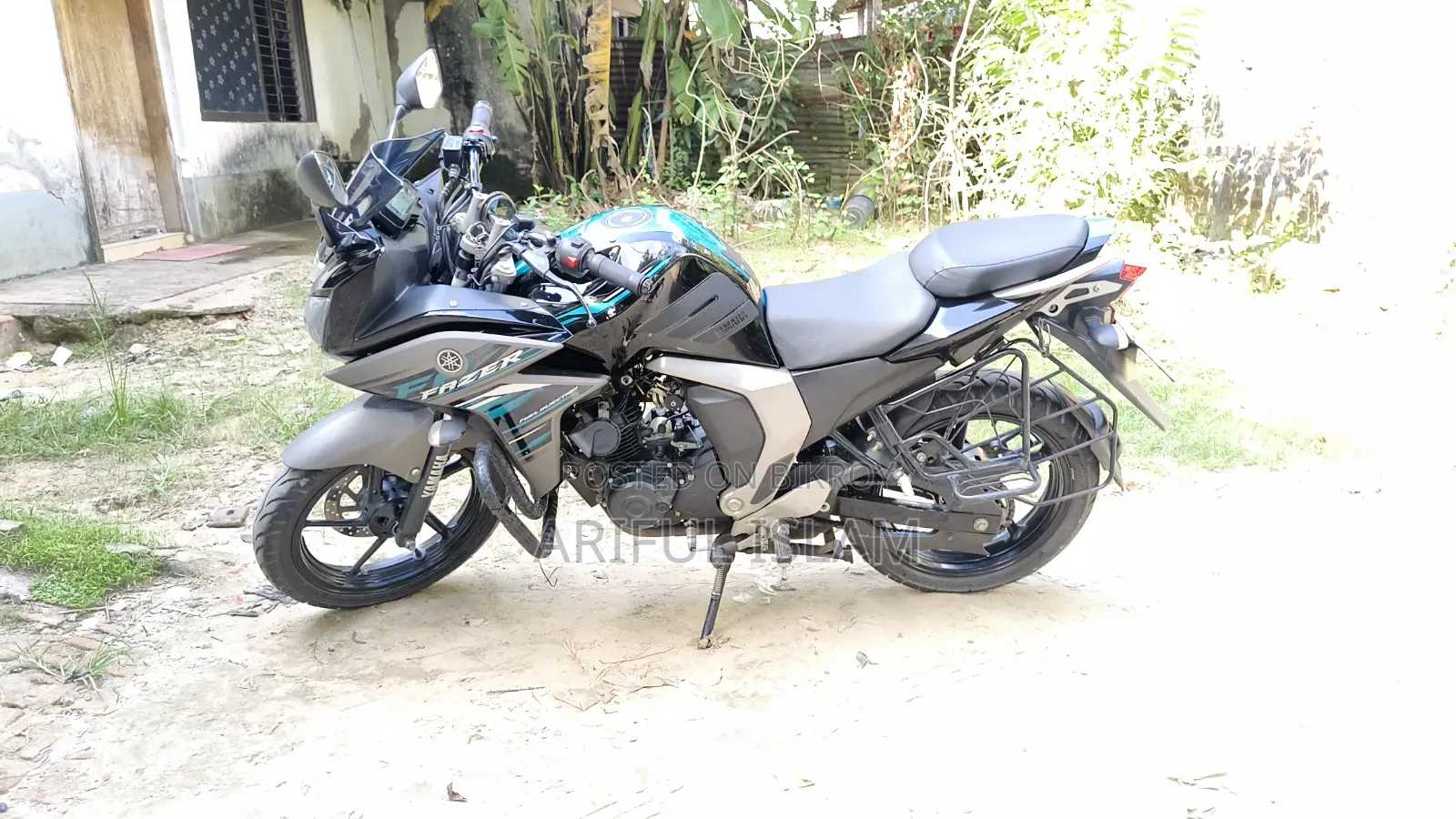ইয়ামাহা ফেজার ভি২ ২০২৫ ব্ল্যাক