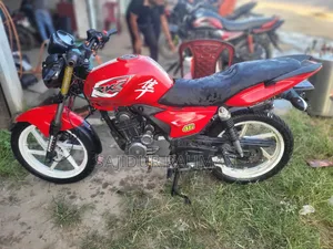 কিওয়ে আরকেএস ১০০ ২০১৯ লাল