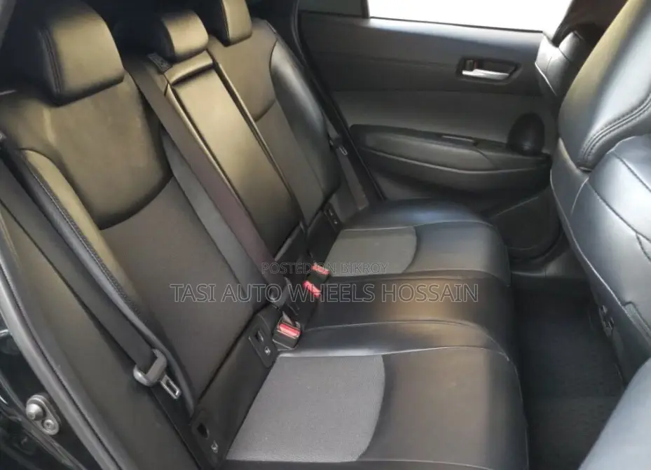 Toyota Corolla Cross 1.8 Hybrid FWD 2021 Black