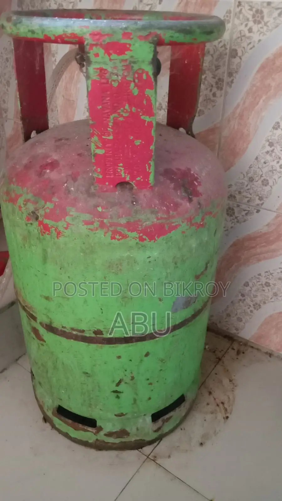 12 Kg LPG Gas Cylinder With Gas & Burner