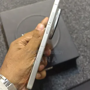 নতুন ভিভো এক্স৩০০ আল্ট্রা ৫১২ জিবি সাদা