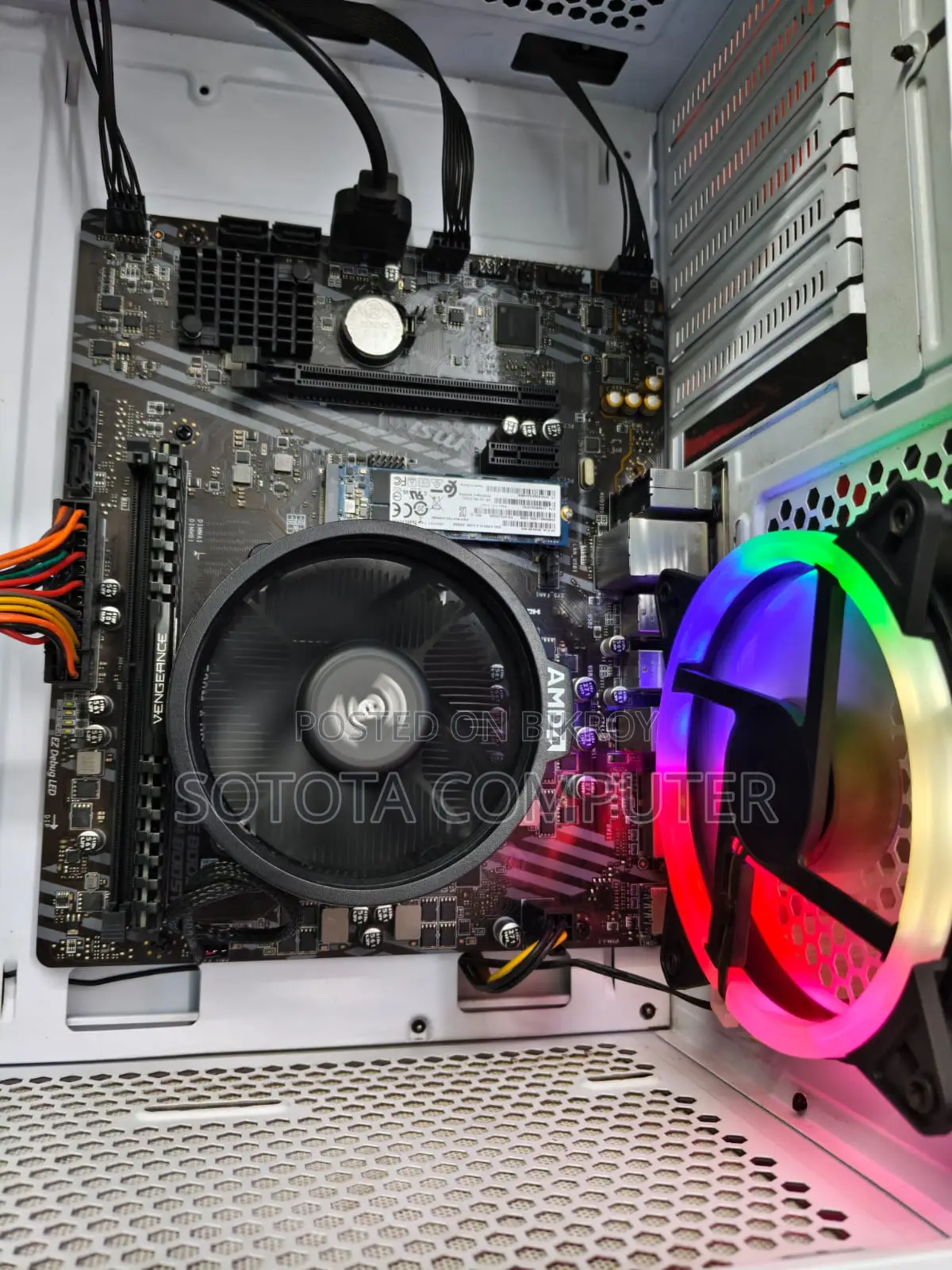 Desktop Computer MSI 8GB AMD Ryzen 5 SSD 256GB