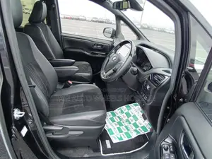 Toyota Esquire 2.0 All-Wheel Drive 7-Seater 2021 Black