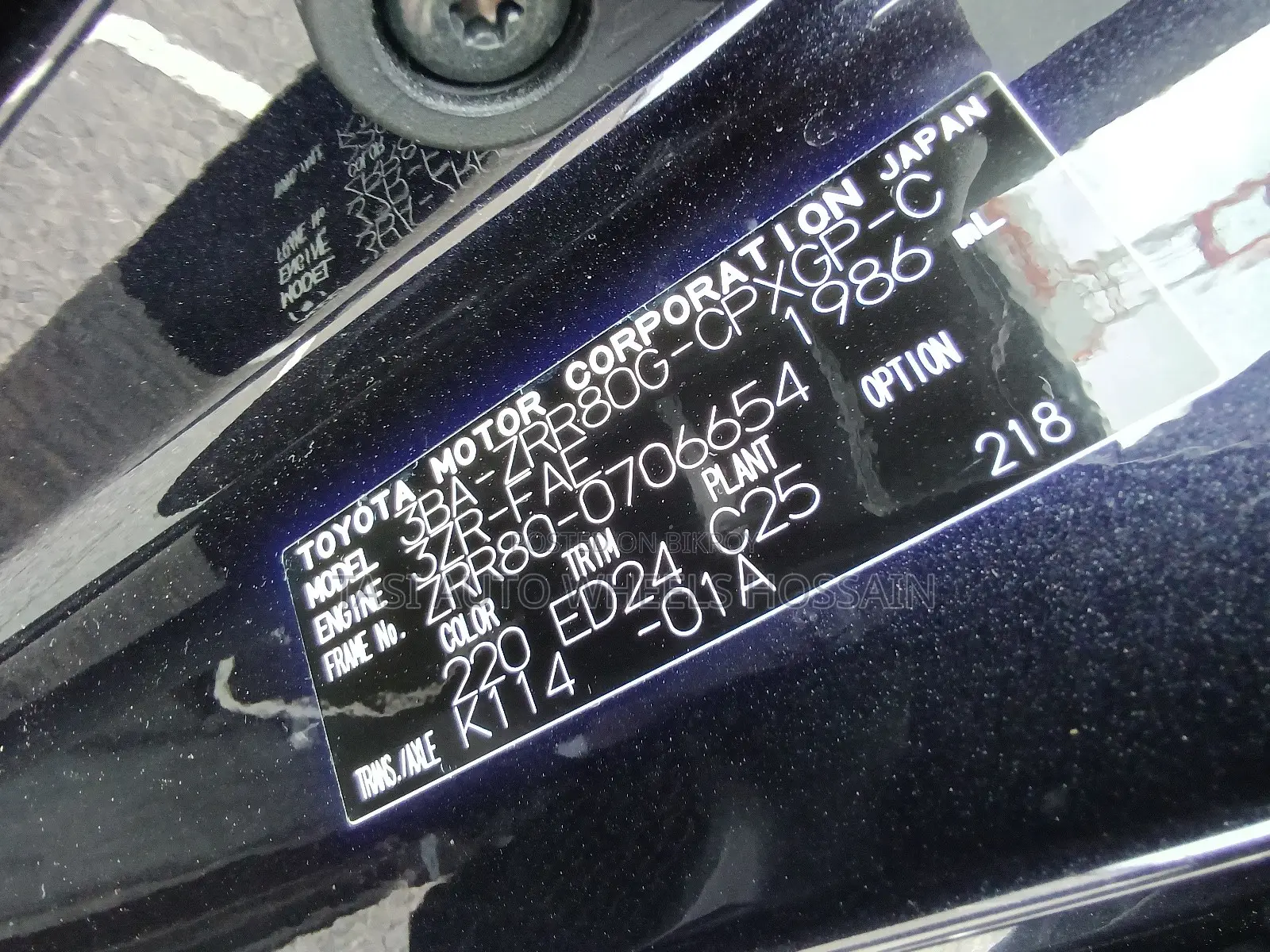 Toyota Esquire 2.0 All-Wheel Drive 7-Seater 2021 Black