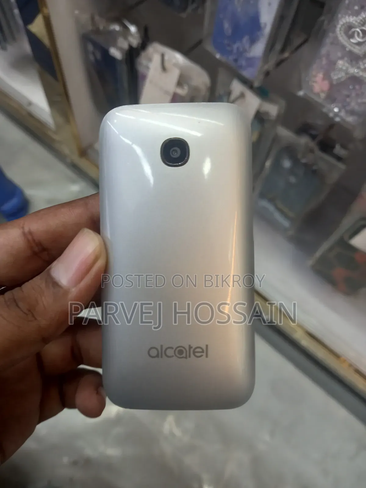 অ্যালকাটেল ২০৫২ সিলভার