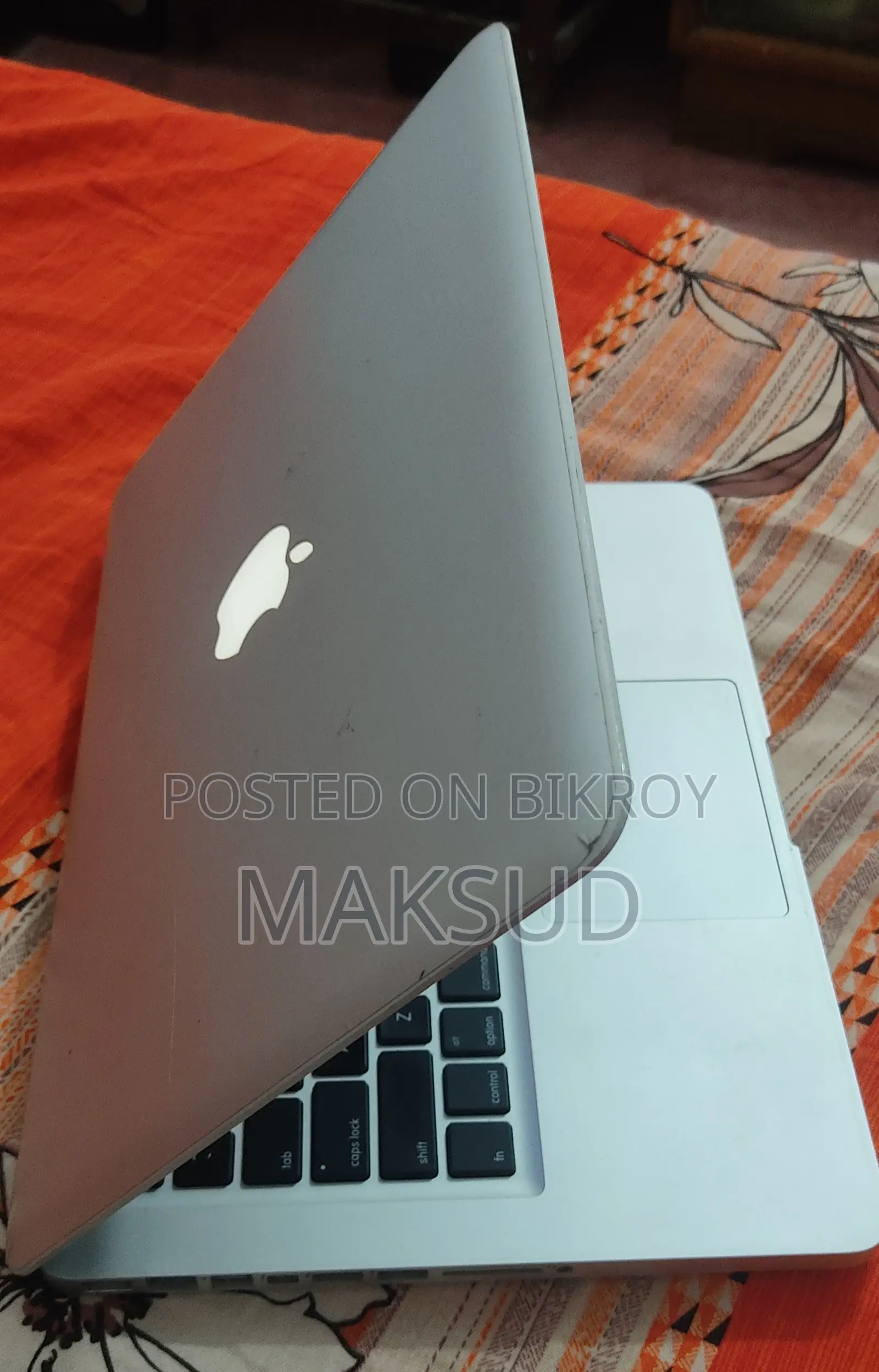 Laptop Apple MacBook 2012 8GB Intel Core i5 HDD 256GB